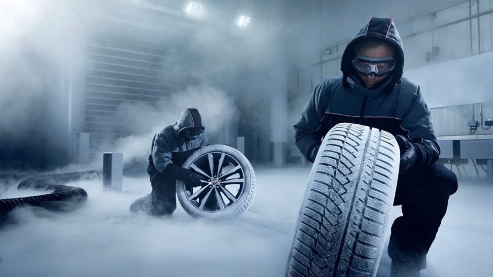 Jaguar Land Rover - Winter wheels and tires